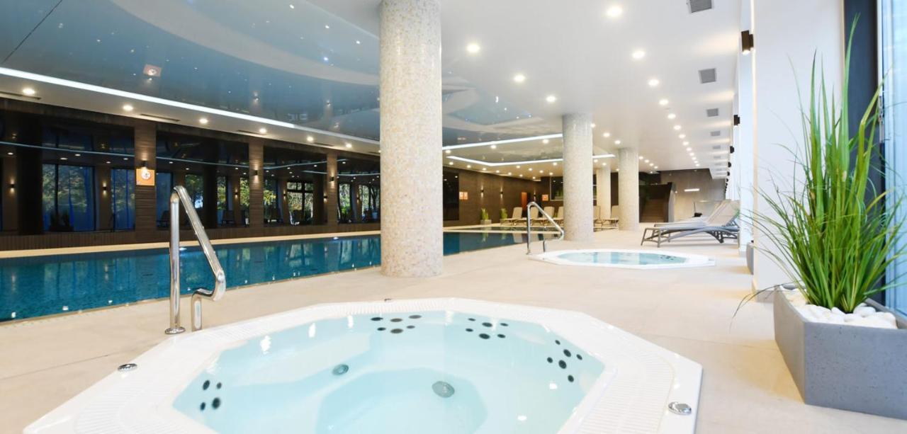 Nadmorskie Tarasy Apartament 215 A Eltom Tour Kolobrzeg Bagian luar foto